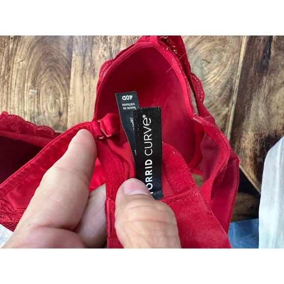 Torrid Curve Tattoo Lace Padded Convertible Strap Push Up Plunge Bra Size 40D - Picture 7 of 10